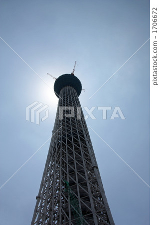 高聳的東京天空樹（垂直） 1706672