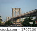 Brooklyn Bridge 1707100