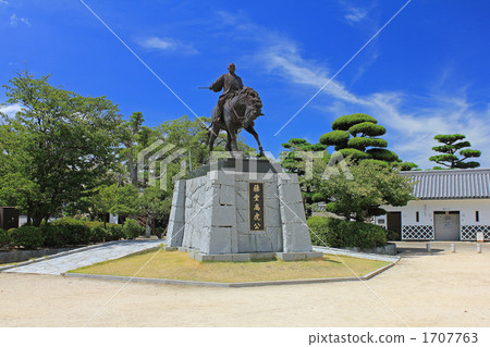 Todo高虎雕像 1707763