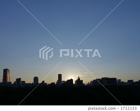 West view from Osaka Castle 1712133