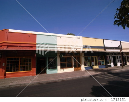 Quiet morning of Lahaina 1712151