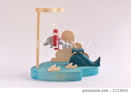 August Eagle of the sea 1713642