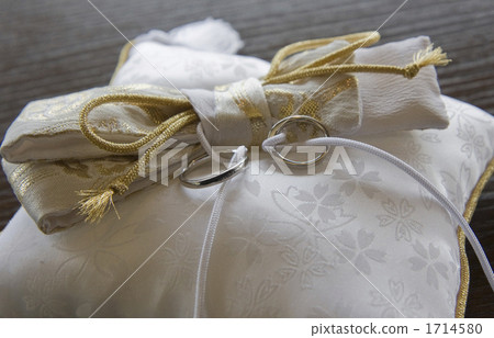 Ring pillow Ring pillow 1714580