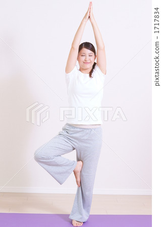 yoga     1717834