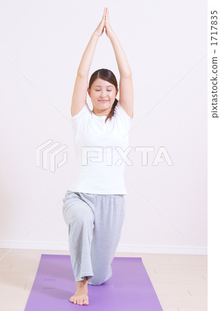 yoga     1717835