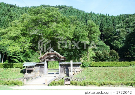 夏天唐門的朝倉遺址 1722042