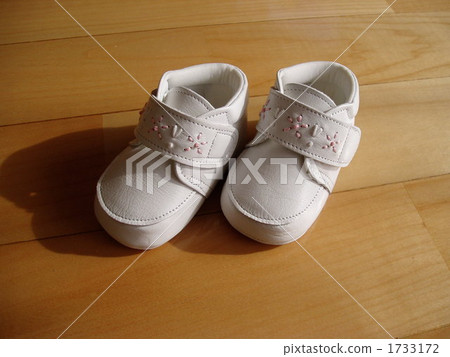 Baby's first shoes Baby's first shoes 1733172