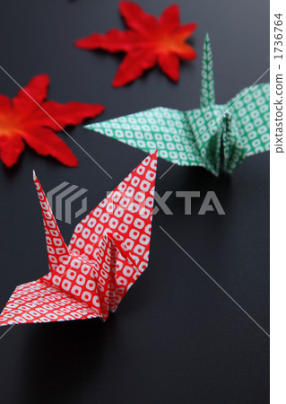 folded paper crane, origami, crane 1736764