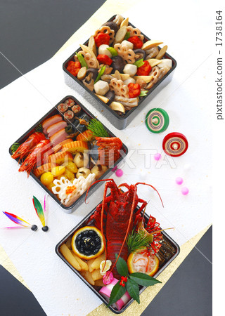 New Year dishes  1738164