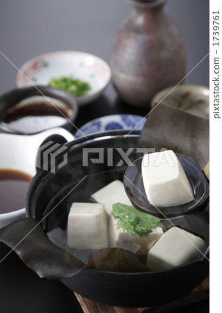 beancurd, tofu, boiled tofu 1739761