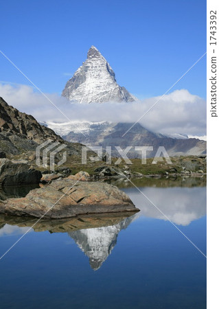 riffelsee, matterhorn, lake surface 1743392