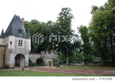 Châteaudela Verrerie 1745406