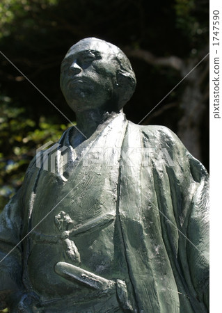 Ryoma Sakamoto · Shintaro Nakaoka Statue Ryoma Sakamoto · Shintaro Nakaoka Statue 1747590