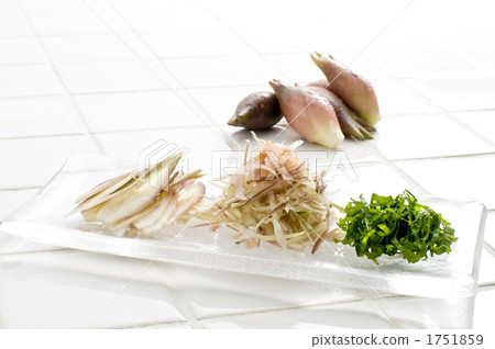green perilla, japanese ginger, divine protection 1751859