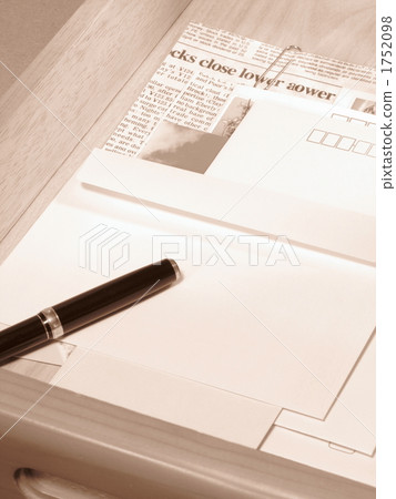 Letter in the drawer and fountain pen [Memory image] [Sepia] (vertical) 1752098