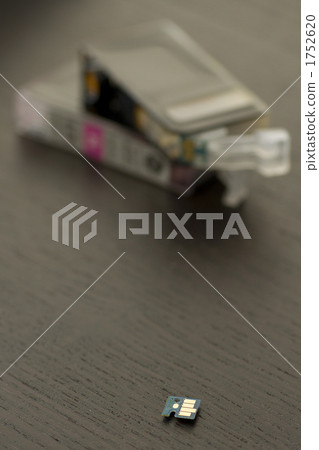 更換噴墨打印機芯片附在墨盒上 1752620