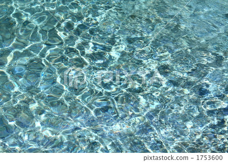 Diamond of water 1753600