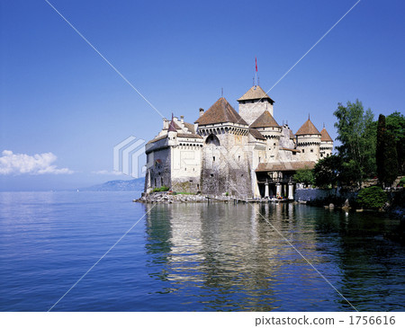 Shillon城堡在蒙特勒的郊區 1756616