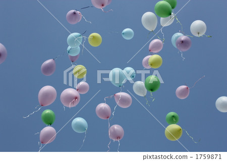 Numerous balloons in the sky 1759871