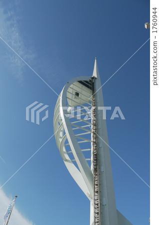 Cardiff 1760944