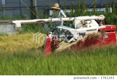 combine, combine harvester, Agricultural Machinery 1761263