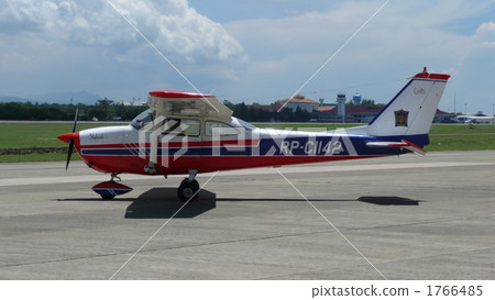 Cessna machine 1766485