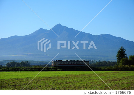田園 田園風景 斜裡町山 1766676