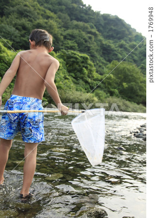釣魚在河的男孩 釣魚在河的男孩 1769948