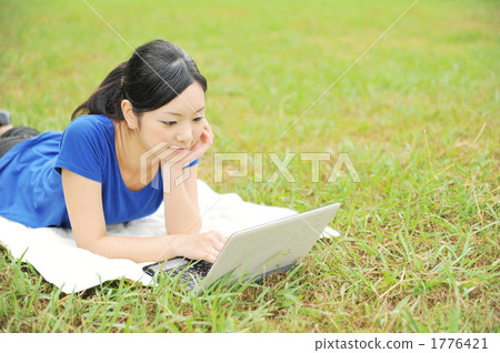 Personal computer female Personal computer female 1776421