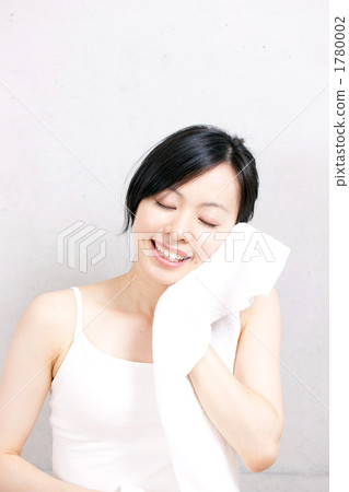 洗臉女人可愛 1780002