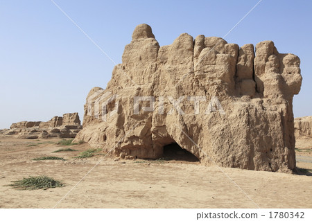 Takashi Fortress 1780342