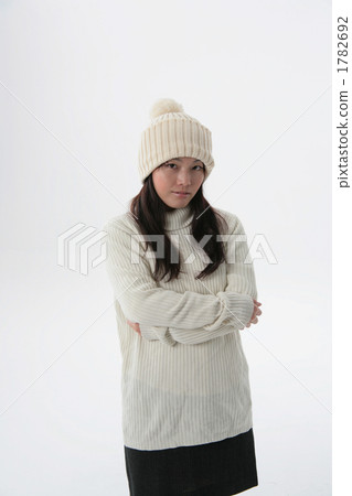 有針織帽的女性 有針織帽的女性 1782692