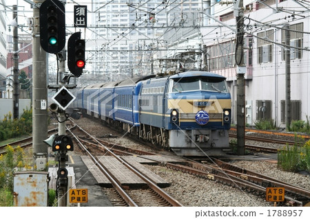 廢除睡覺限制快遞·隼鳥·富士 1788957