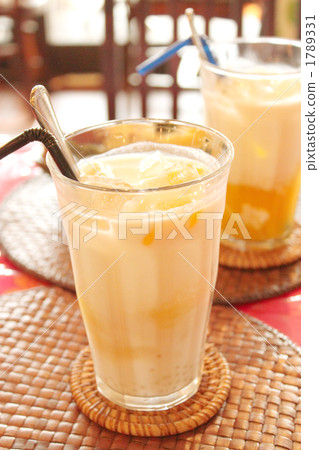 Mango lassi Mango lassi 1789331