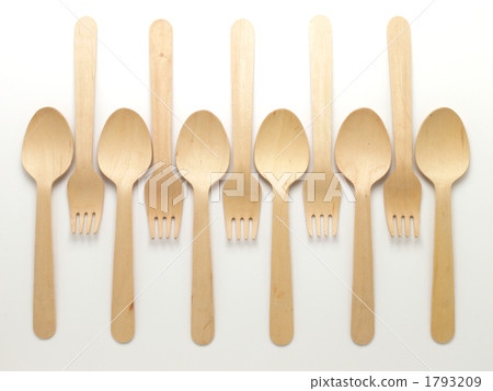 Wooden fork and spoon 1793209