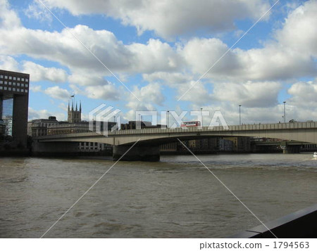 London Bridge London Bridge 1794563