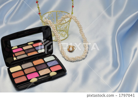cosmetics, satin, eye shadow 1797041