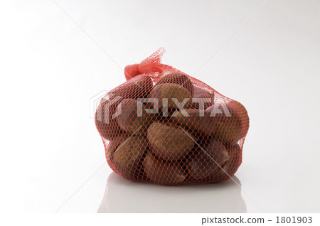 I was selling chestnuts 1801903