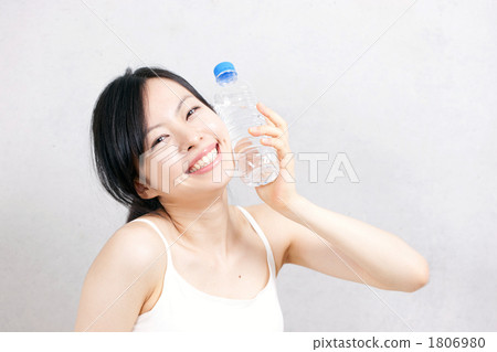 PET bottle water woman PET bottle water woman 1806980