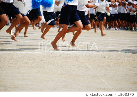 小學生 跑步 猛衝 1808370