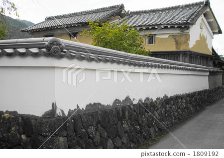 mud wall, white wall, building 1809192