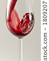 pour, pouring, red wine 1809207