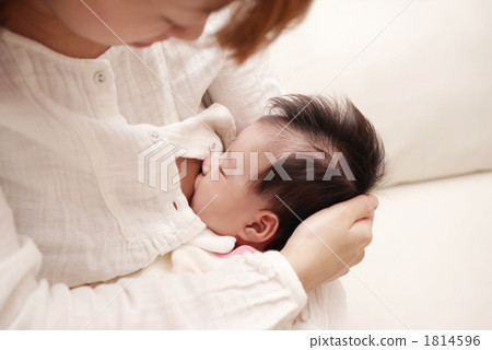 母乳喂養的形象 1814596