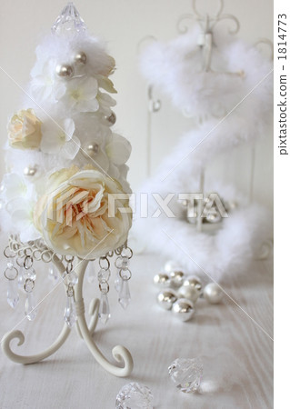 Christmas White Tree 1814773