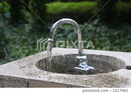 drinking fountain, water supply, faucet 1817965
