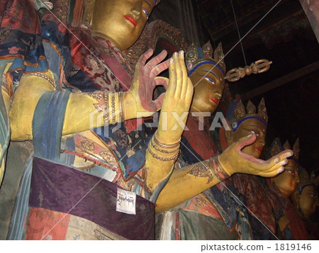 Pangkor菩薩雕象·Choeed Hondo 1819146