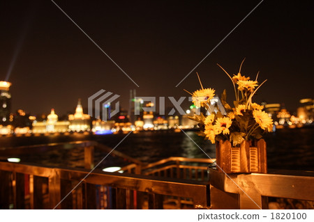 lit up, light up, night scape 1820100