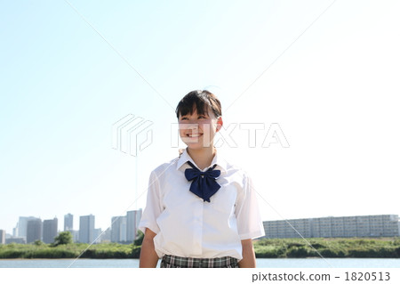 高中生 人 高中女生 1820513