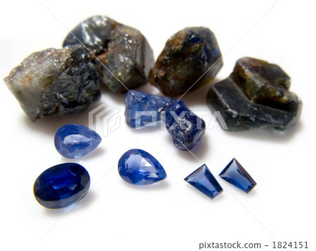 Sapphire loose and gemstone (corundum) Sapphire loose and gemstone (corundum) 1824151