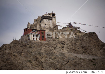 Royal Palace ruins 1825719